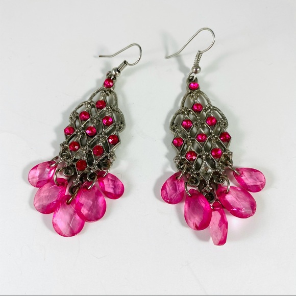 Vintage hot pink sparkling dangle gypsy earrings - Picture 2 of 7